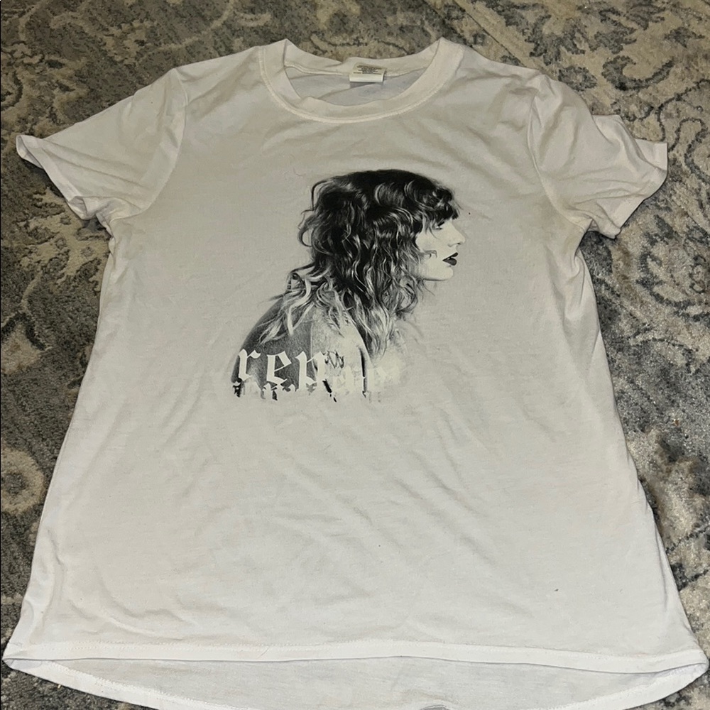Taylor Swift Women's White T-Shirt